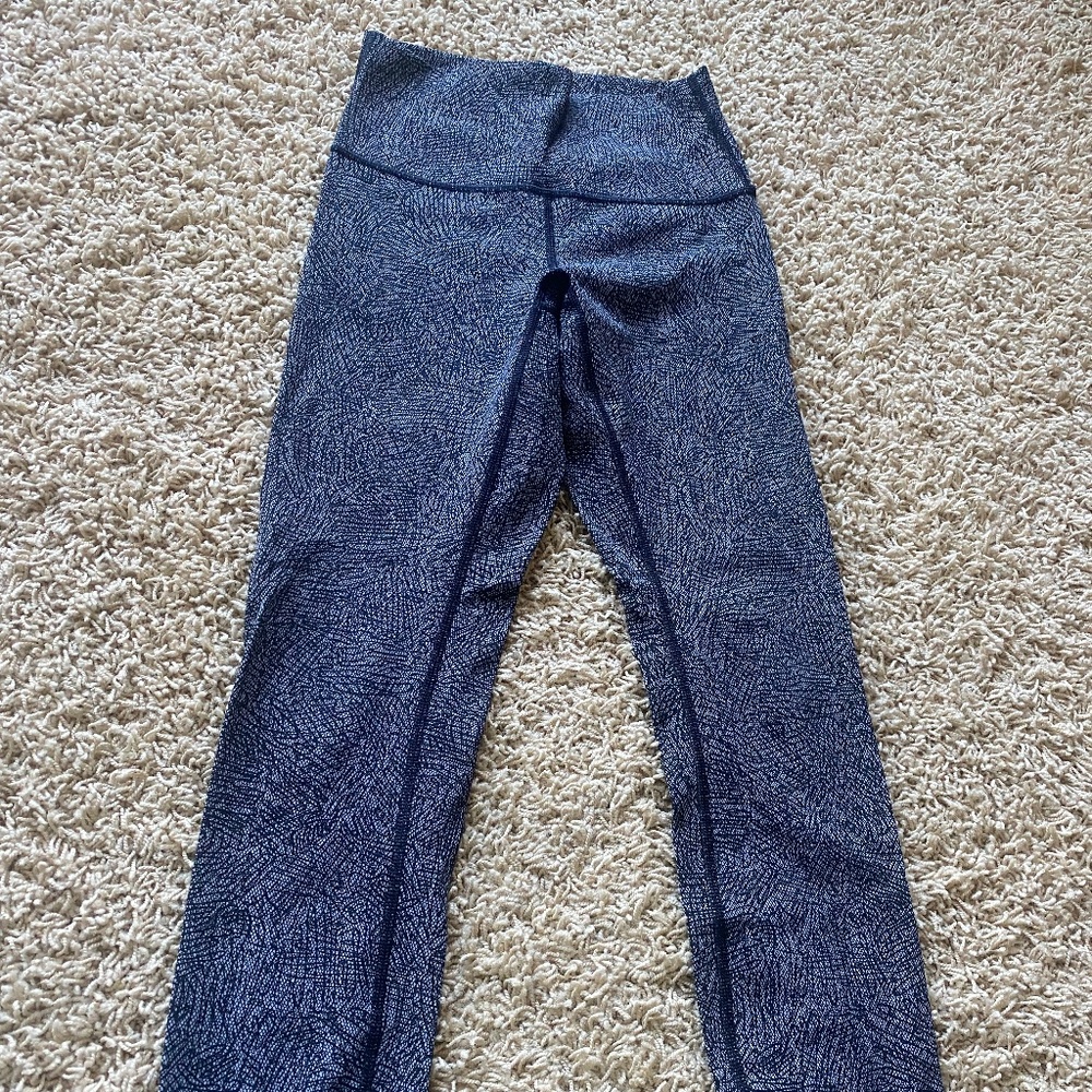 LULULEMON Align Leggings 25" SIZE 4